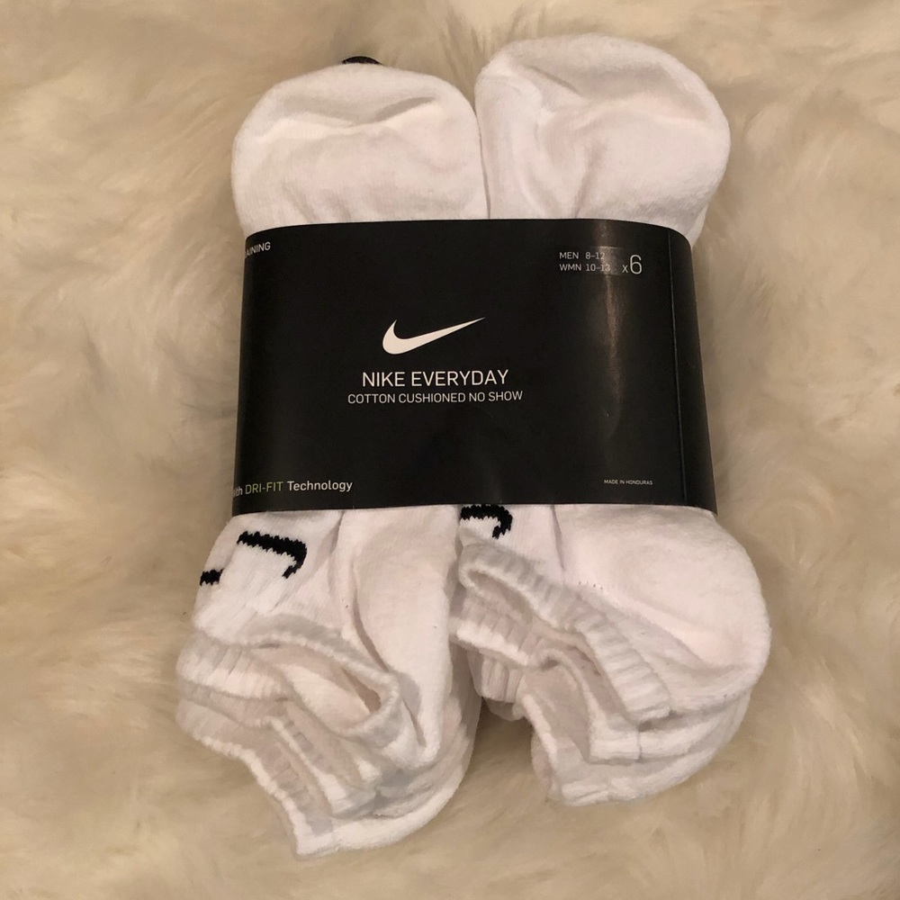 ❌SOLD❌ Nike Training No-Show Socks (6 Pair) - Picture 3 of 4
